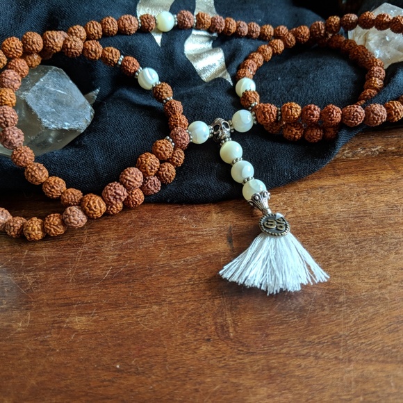 Mala Necklace: Rudraksha & Mother of Pearl! - Picture 3 of 5